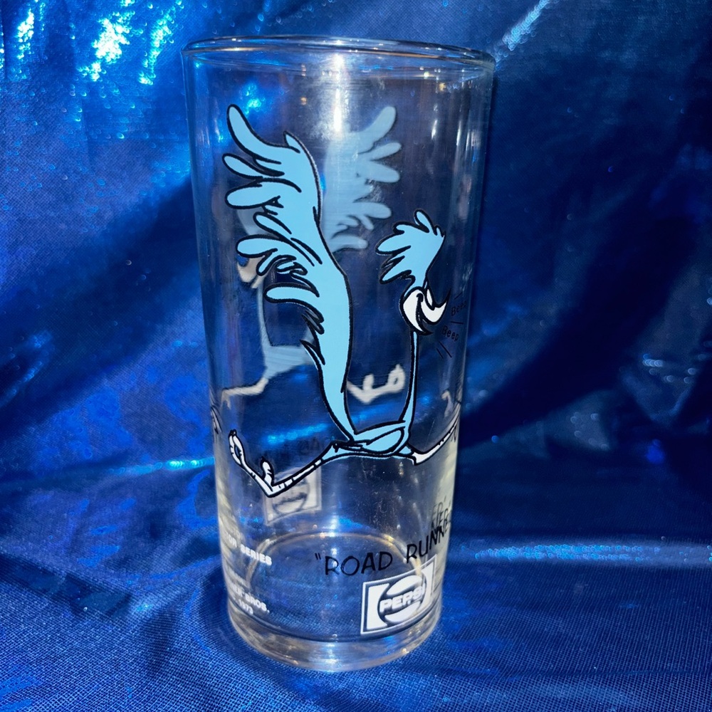 Vintage Warner Bros 1973 Pepsi Collectors Series Road Runner Looney Tunes Glass